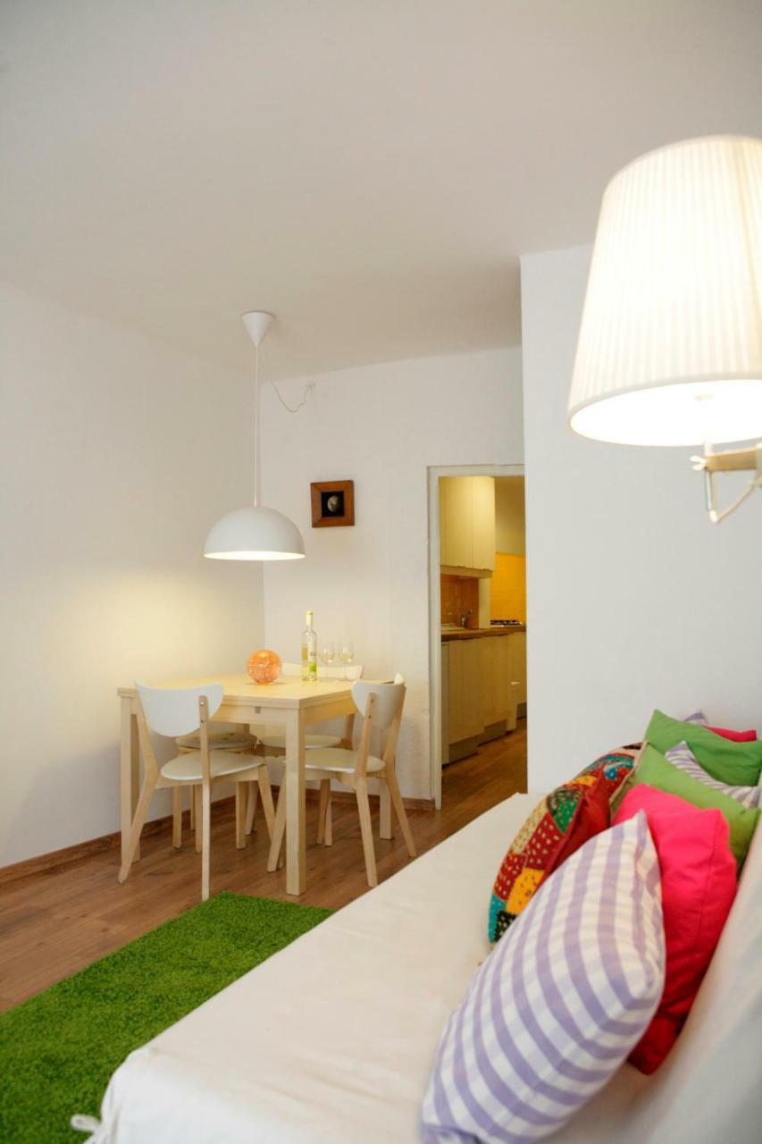 Salvador Apartment- Alfama